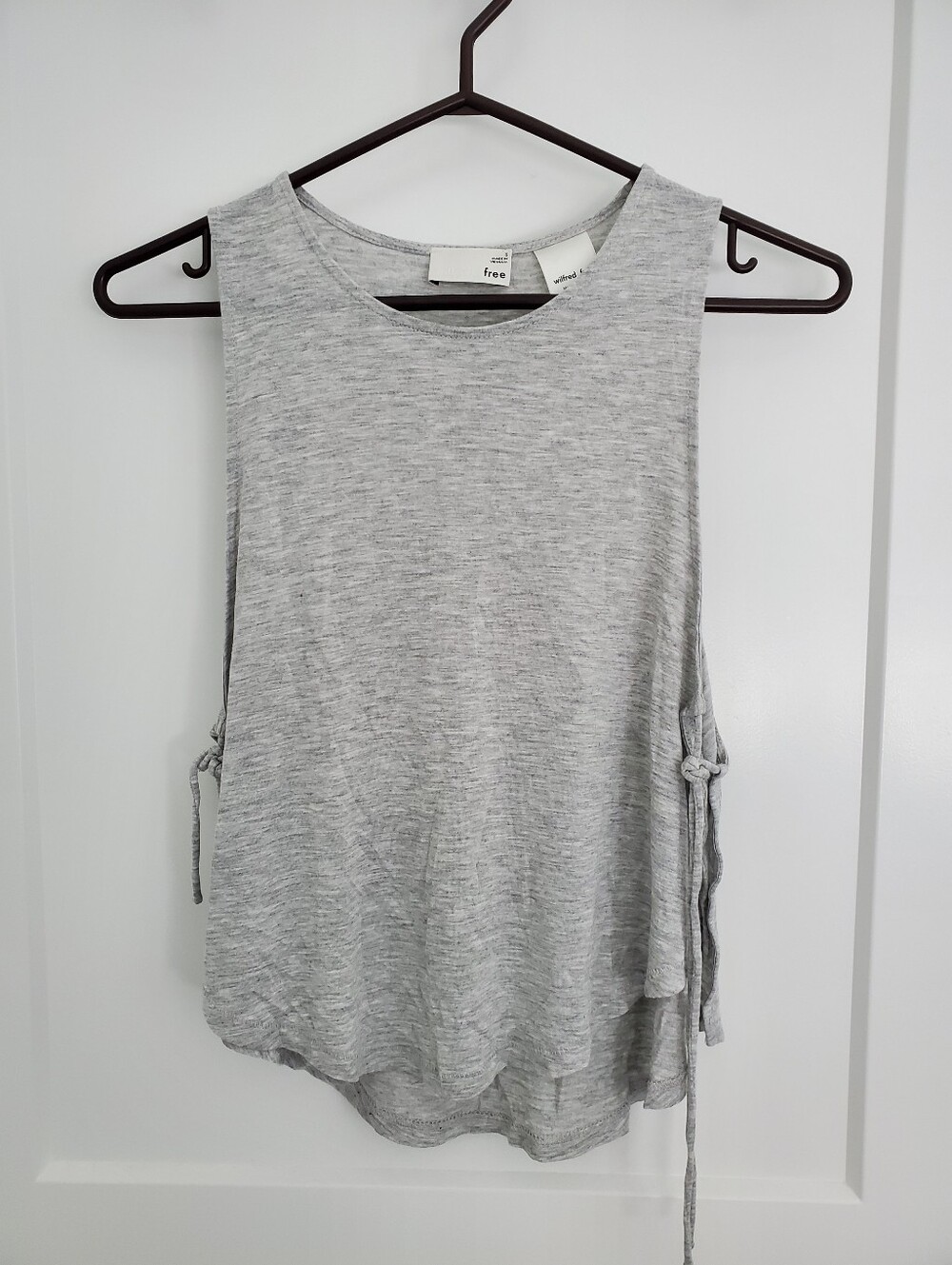 Aritzia Wilfred Free Side Tie Tank Top